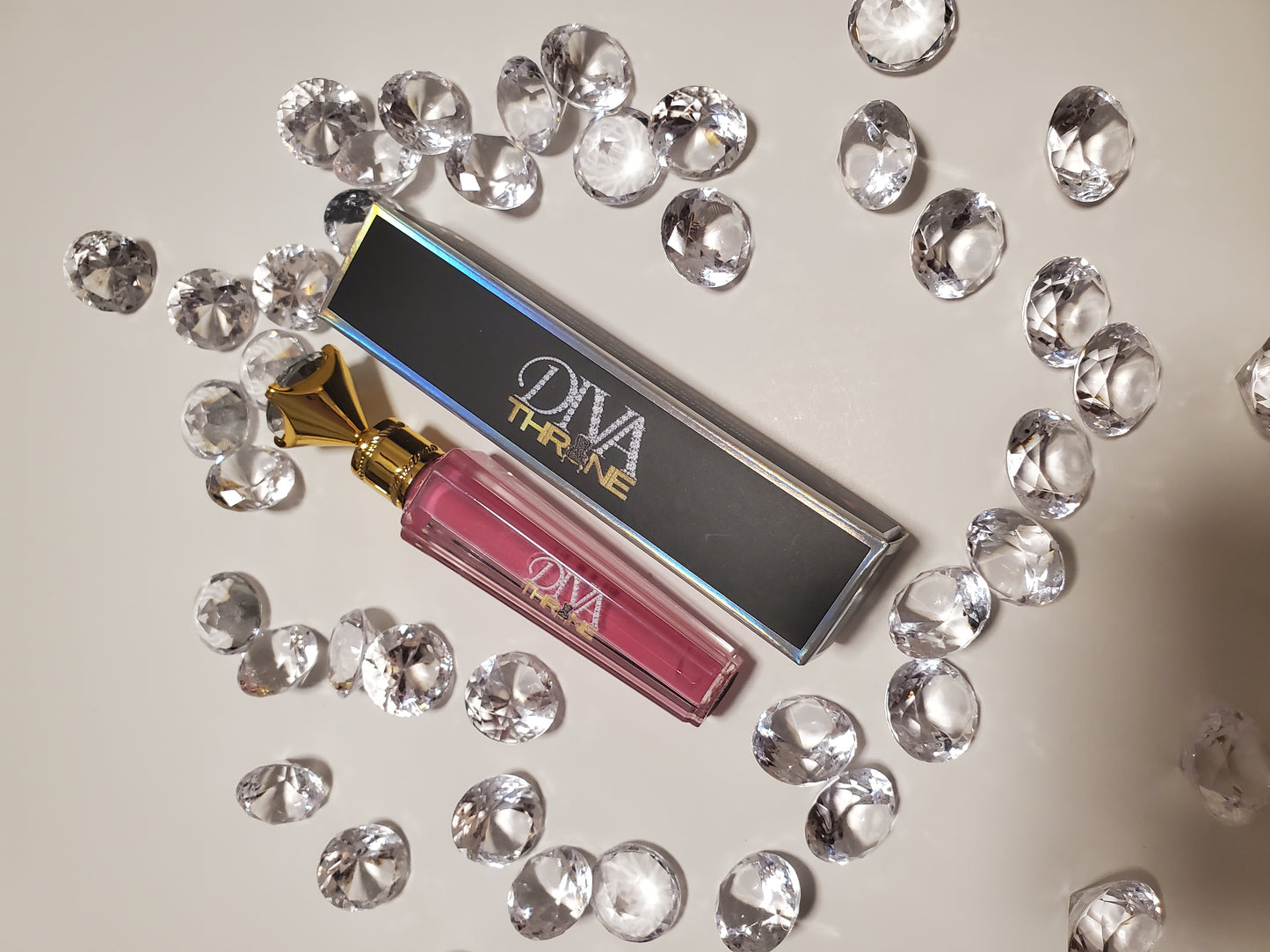 DIVA THRONE KISS ME LIP GLOSS 💋 CHECK OUT OUR NEW COLORS